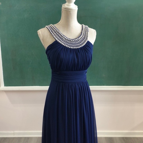 Bridemaids dress - med - Picture 8 of 8